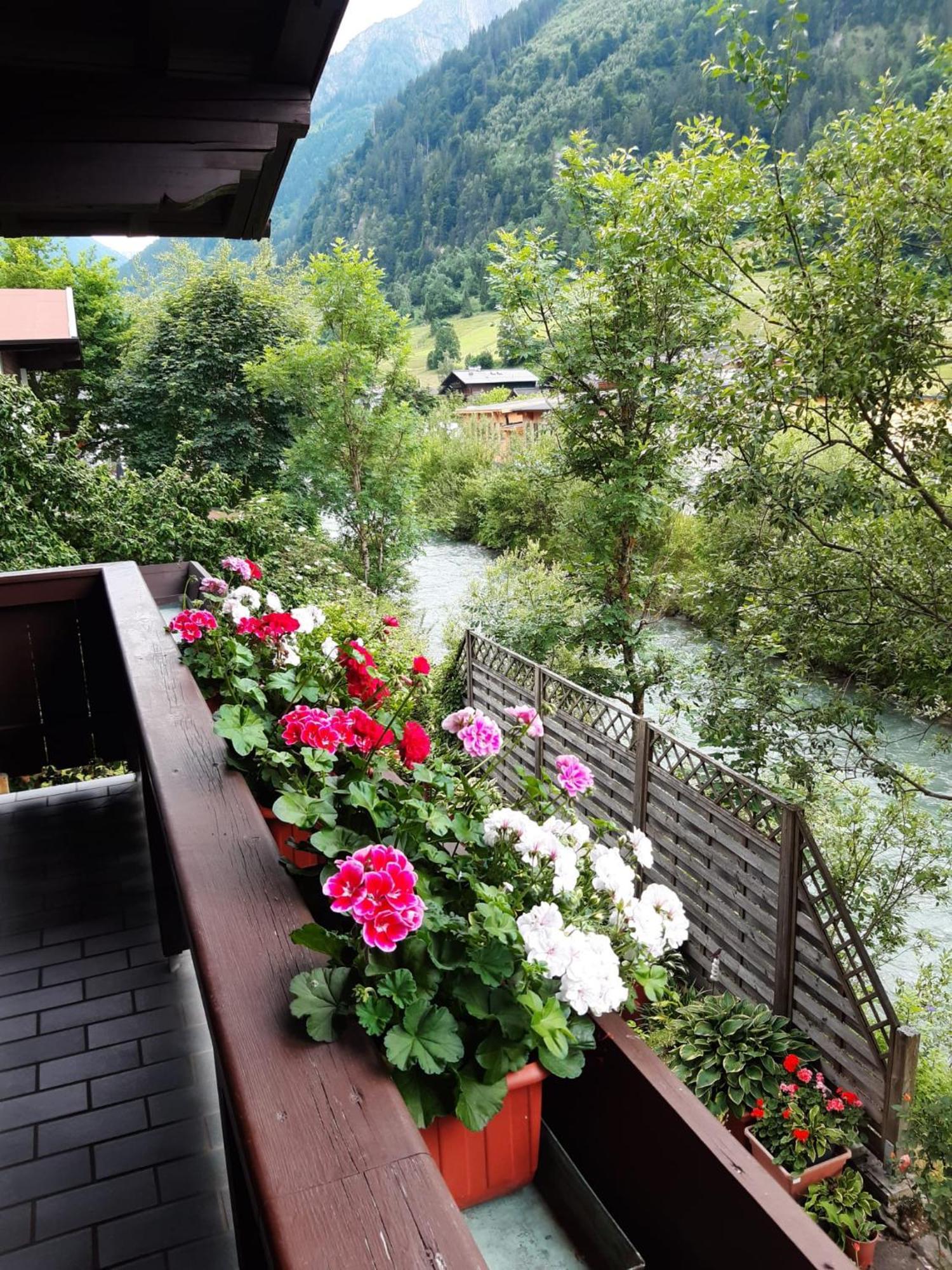 Ella'S Apartment Fusch an der Grossglocknerstrasse ภายนอก รูปภาพ