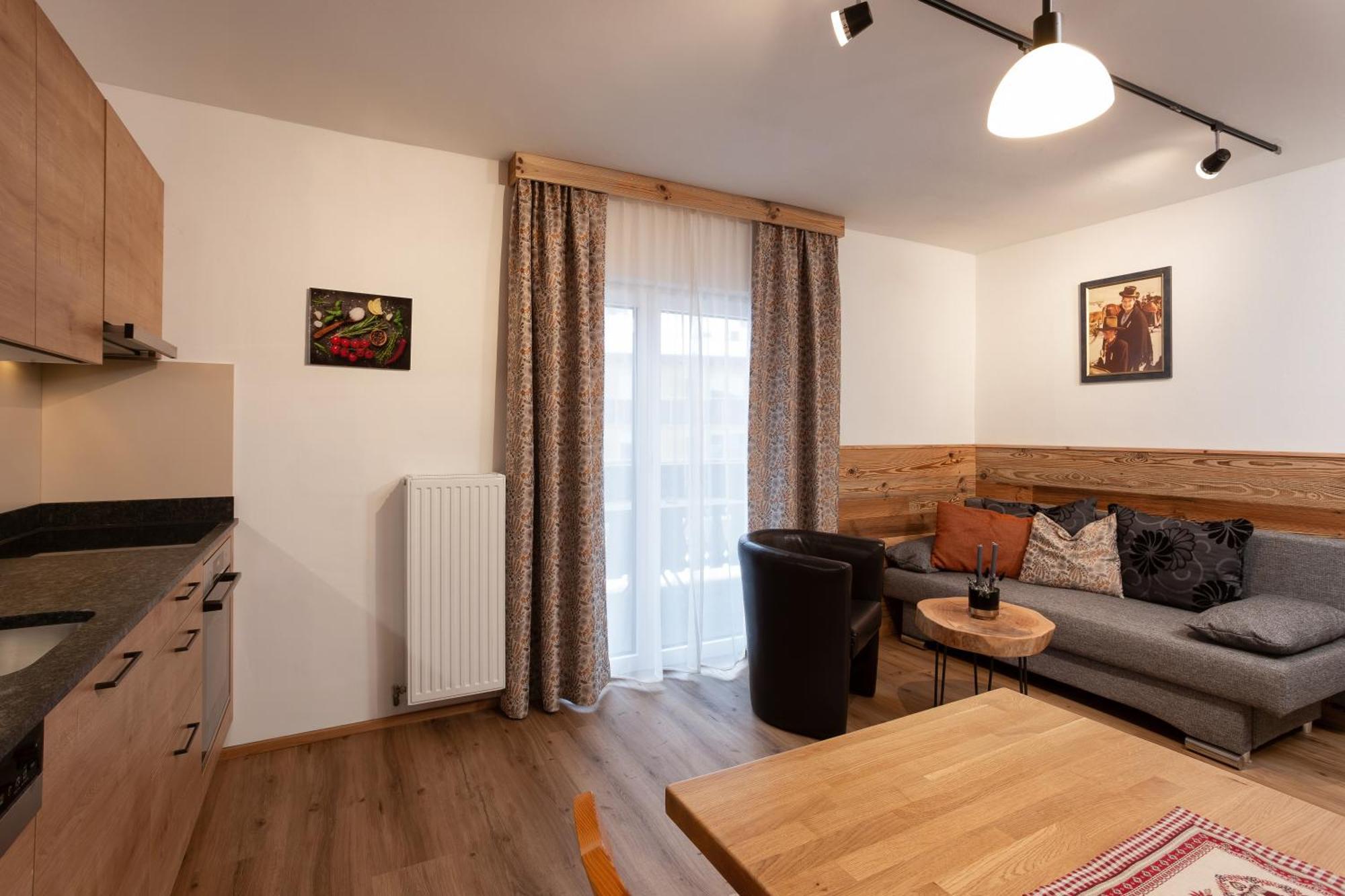 Ella'S Apartment Fusch an der Grossglocknerstrasse ภายนอก รูปภาพ