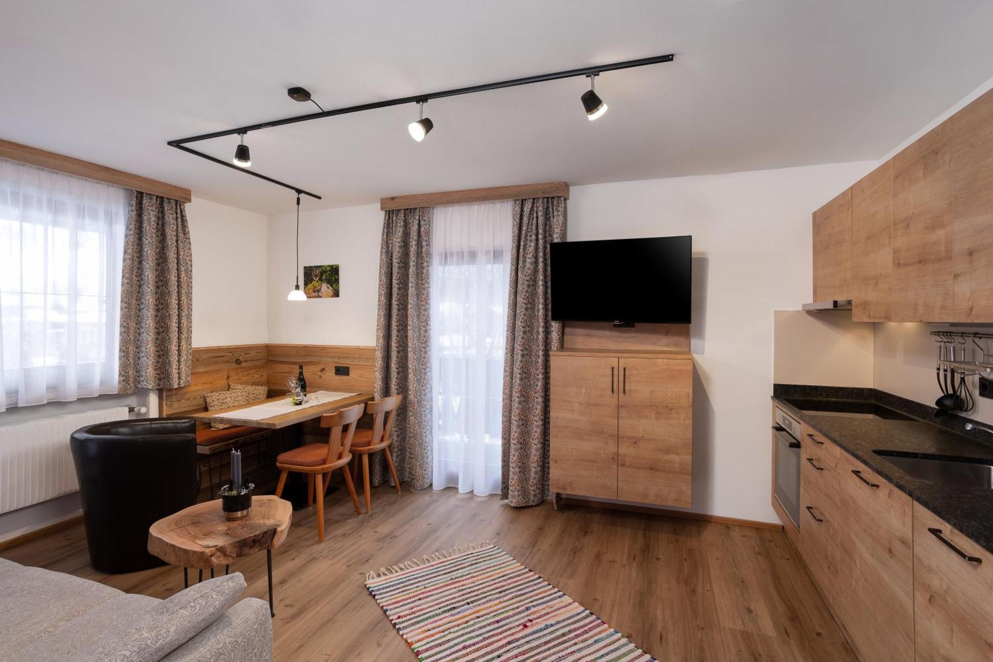Ella'S Apartment Fusch an der Grossglocknerstrasse ภายนอก รูปภาพ