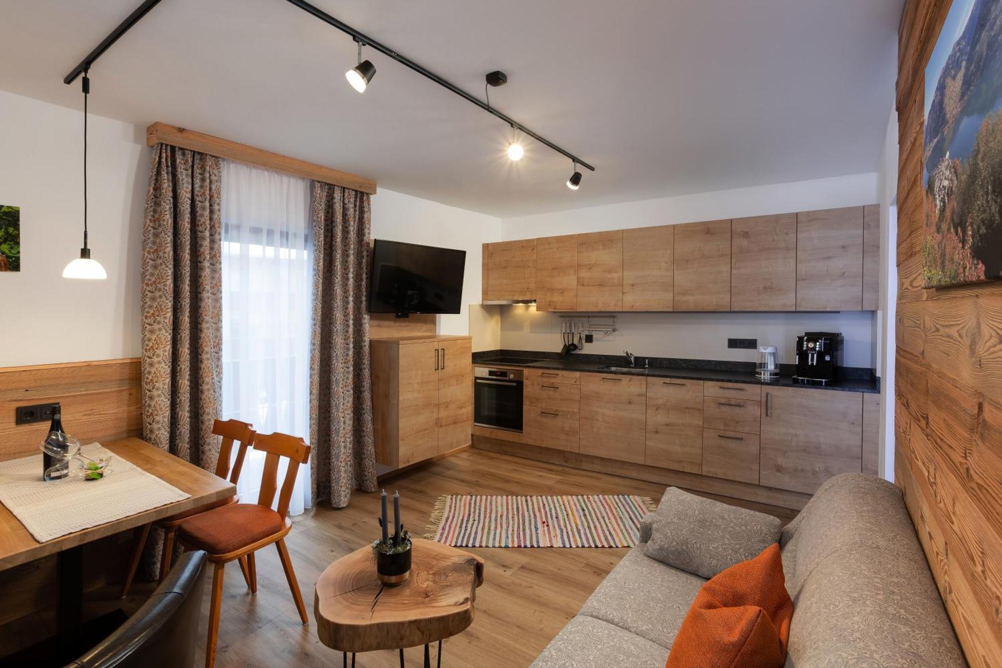 Ella'S Apartment Fusch an der Grossglocknerstrasse ภายนอก รูปภาพ